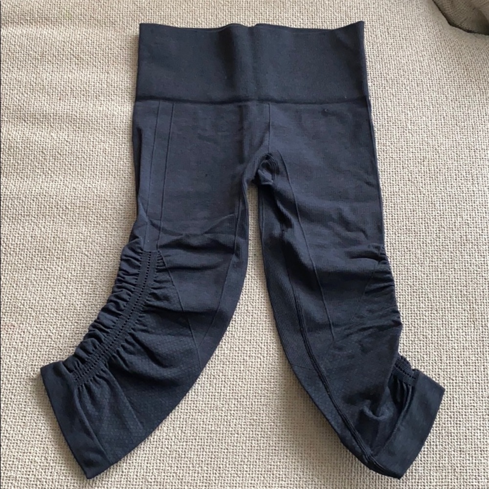 Lululemon cropped leggings